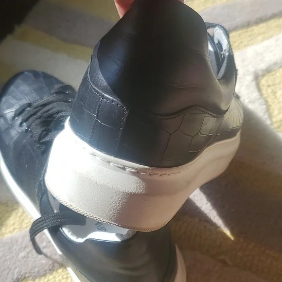 Saint + Sofia Hampsted Sneaker Croc Leather Sneakers - Picture 8 of 10